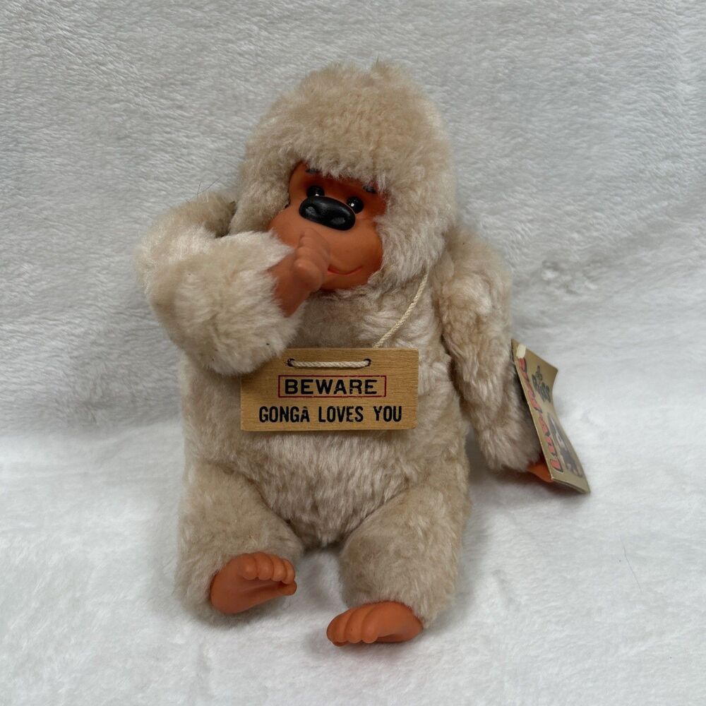 Vintage Russ Gorilla Monkey 9” Beware Gonga Loves You Sign Plush Thumb with Tag